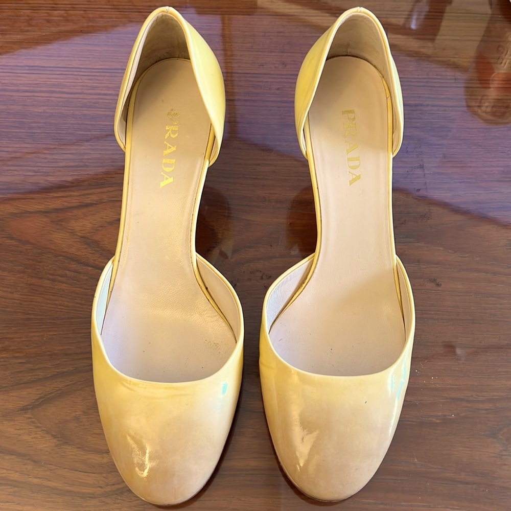 Prada D’Orsay pumps